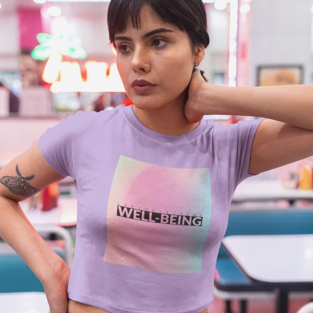 crop top with soothing gradient graphic and text I prioritise my well being